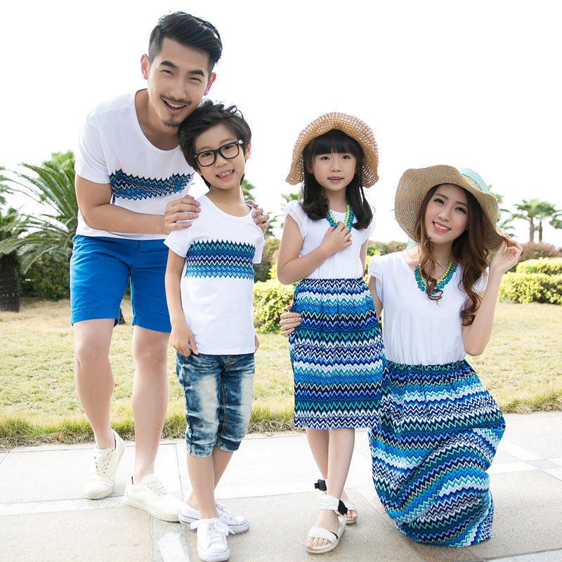 Family Matching Clothes Father Mother Son Daughter Mommy And Me Ethnic Beach Dress Couple Look T-Shirts Women Wear Outfit Set