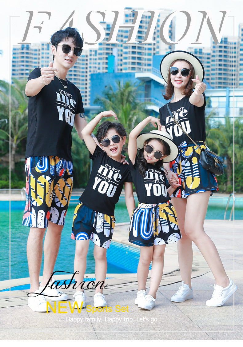 Summer Family Matching Outfits Mom Daughter Son Father Holiday Pius Size T-shirt Pants Family Traveling Clothing Sets