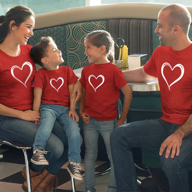 Family T Shirt Couple Dad Mum Father Mother Daughter Son Matching Clothes Woman Man Kid Baby Summer Tshirts Valentinday Outfits