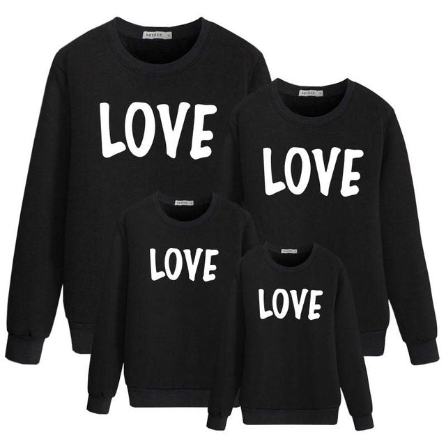 Family Sweatshirt Love Printed Outfit Couple Man Woman Kid Dad Mom Daughter Son Mommy And Me Matching Clothes Tshirt