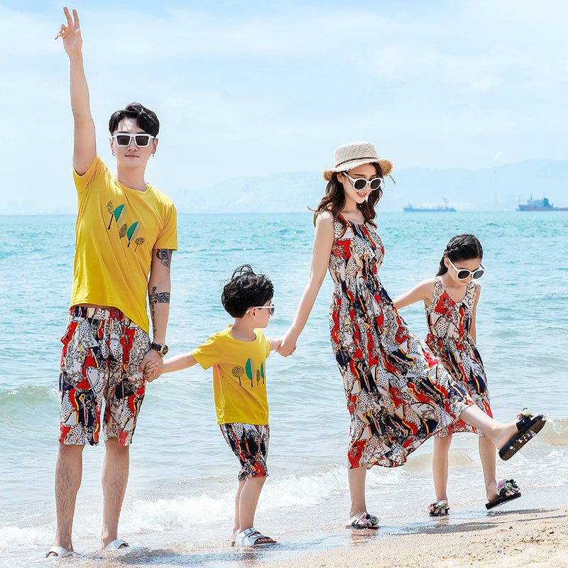Bohemian Print Dress for Mum and Daughter Summer Family Matching Outfit Dad Son Top and Shorts Suit Lover Couple Clothes New
