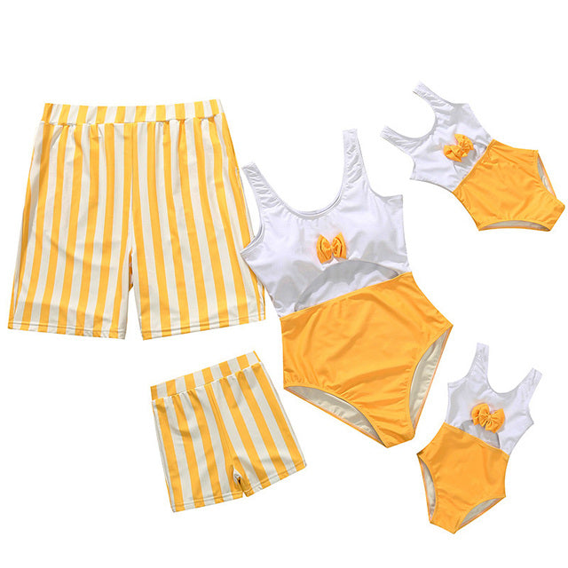 Family Matching Swimwear 2022 Mom Daughter Lemon Print Bikini Dad Son Bathing Suit Women Men Couples Outfits Girls Boys Swimsuit