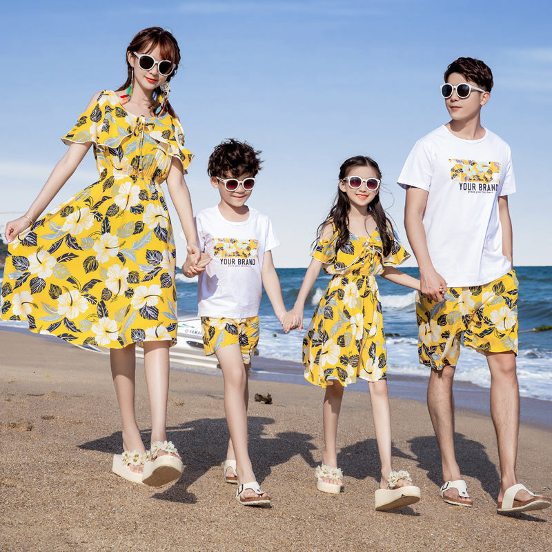 Summer Family Matching Outfits Mom Girls Flower Dresses Dad Son Boys White TShirt+Shorts 2PCS Sets Vacation Couple Beach Clothes